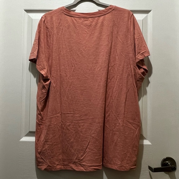 Madewell Vneck tee - Picture 2 of 2